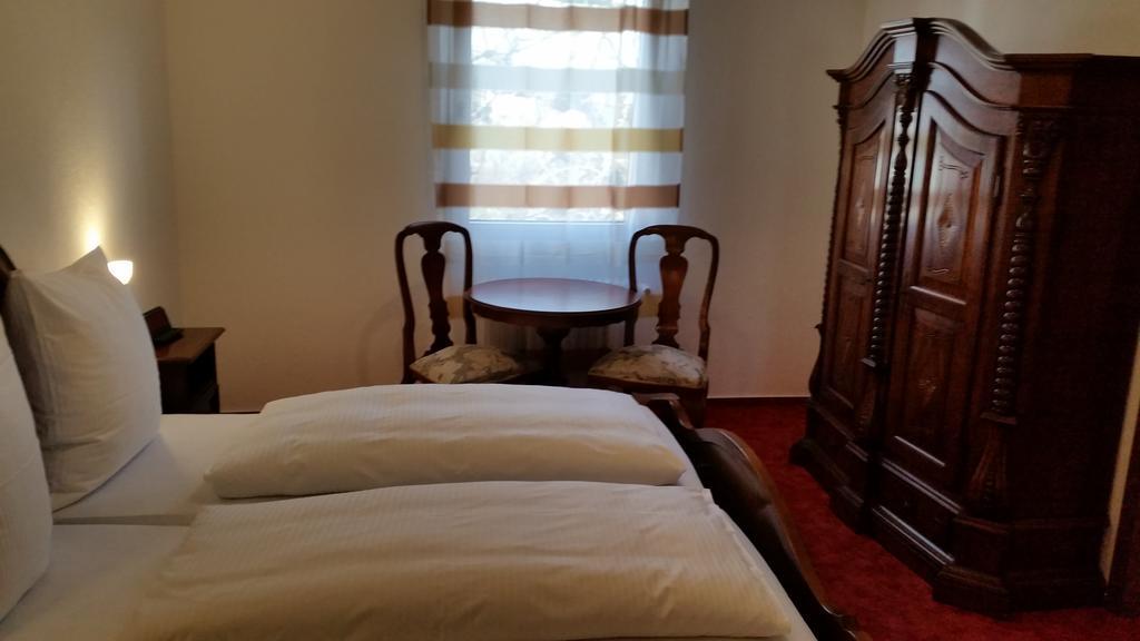 Hotel Dorfschenke 피라마센스 외부 사진